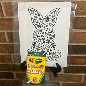 Crayola Classic Markers with Bunny Canvas